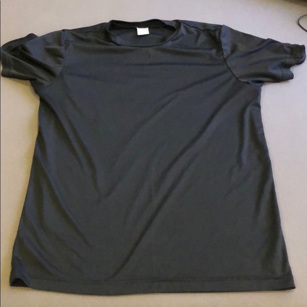 Reebok Febreeze Training Top sz M